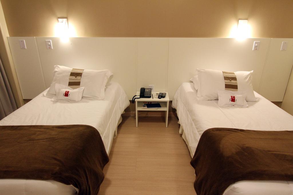 Hotel Curi Executive Pelotas Værelse billede
