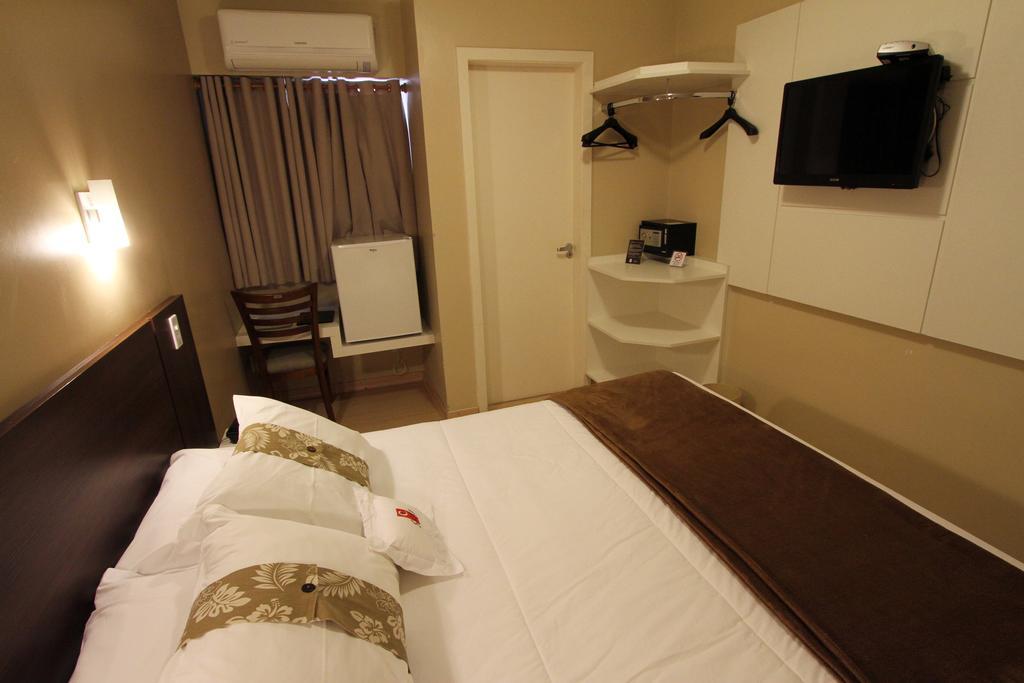 Hotel Curi Executive Pelotas Værelse billede