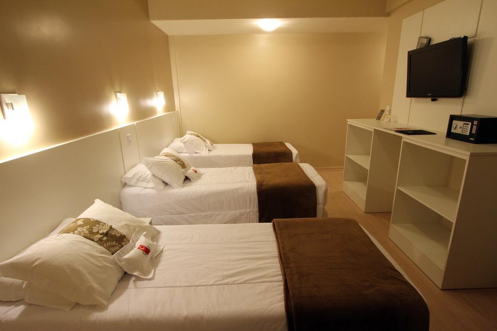 Hotel Curi Executive Pelotas Værelse billede