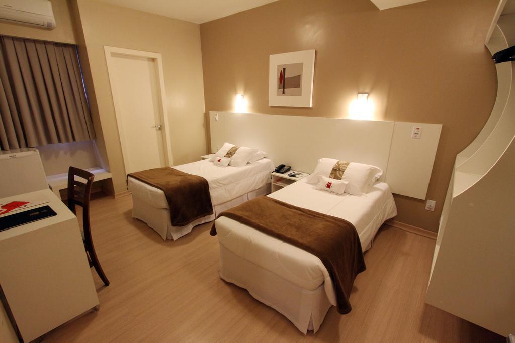 Hotel Curi Executive Pelotas Værelse billede